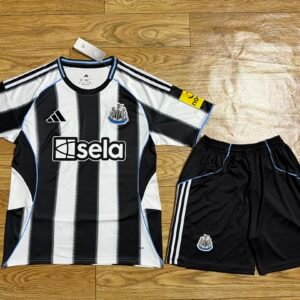 2025/26 Newcastle United Home Adult Jersey & Shorts Sets Football Jersey