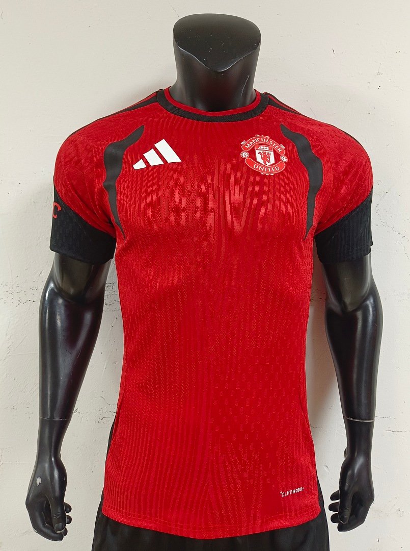 2026/27 Manchester United Training Player Version Football Jersey